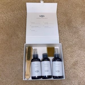 UGG Sheepskin & Suede Care Cleaning Kit